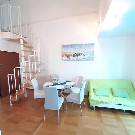 Svjetionik-lighthouse *