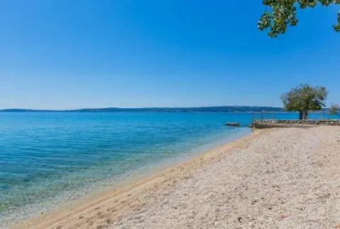 Svjetionik-lighthouse * Kastela