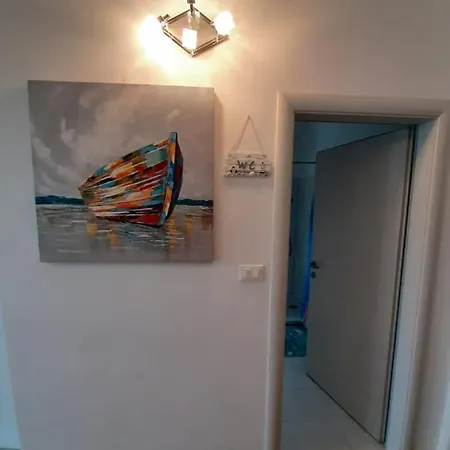 Svjetionik-lighthouse * Kaštela